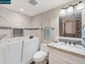 2501 Pine Knoll Dr 8, Walnut Creek CA 94595