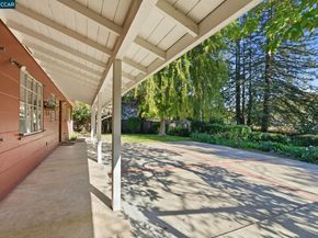 22 Irving Ln, Orinda CA 94563