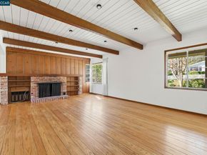 22 Irving Ln, Orinda CA 94563