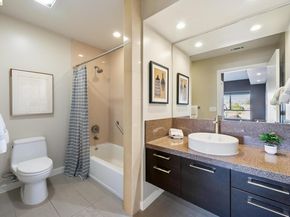 6465 San Pablo 203, Oakland CA 94608