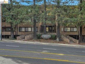 26937 Hayward BLVD 226, Hayward CA 94542