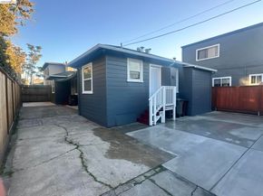 1075 47Th St, Emeryville CA 94608