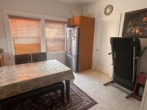 1075 47Th St, Emeryville CA 94608
