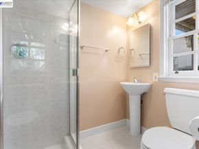 819 Superior Ave, San Leandro CA 94577