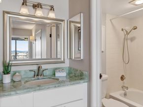 1 Kelton Ct 2D, Oakland CA 94611