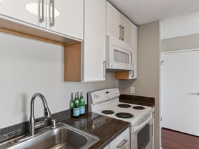 1 Kelton Ct 2D, Oakland CA 94611