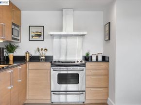226 2Nd St G2, Oakland CA 94607