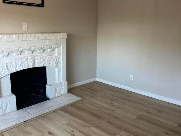 7000 Lockwood St, Oakland CA 94621