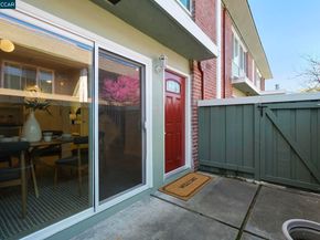 1052 Bancroft Rd, Concord CA 94518