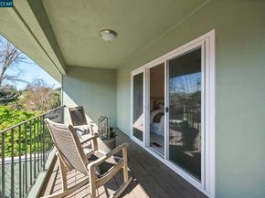 1052 Bancroft Rd, Concord CA 94518