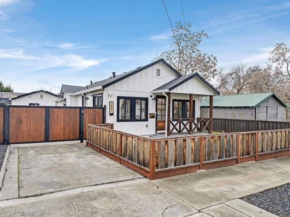 1861 Linden St, Livermore CA 94551