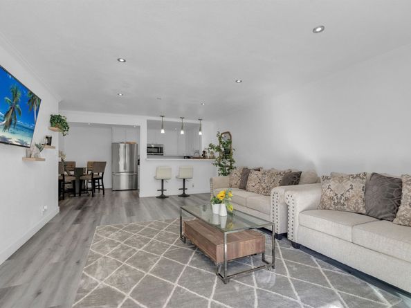 2500 Miramar Ave 203, Castro Valley CA 94546