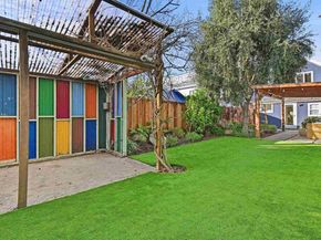 735 Apgar St, Oakland CA 94609