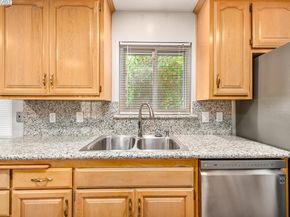 1059 Lakehurst Rd, Livermore CA 94551