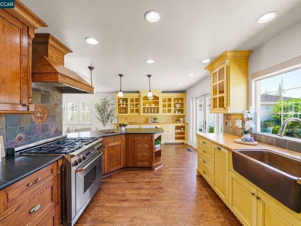 1110 Lomitas Ave, Livermore CA 94550