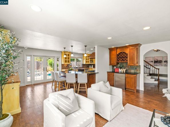 1110 Lomitas Ave, Livermore CA 94550