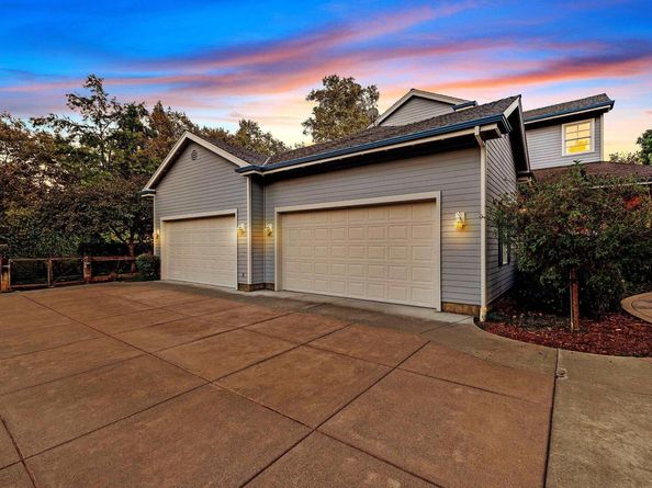 8281 Sassafras Ct, Pleasanton CA 94566