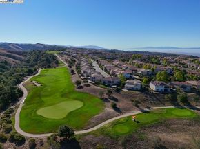 192 Carrick Cir, Hayward CA 94542