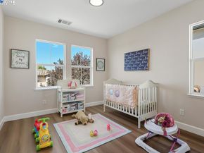 192 Carrick Cir, Hayward CA 94542