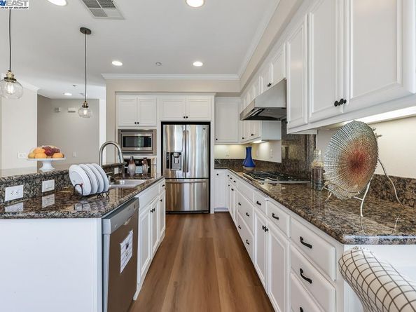 192 Carrick Cir, Hayward CA 94542