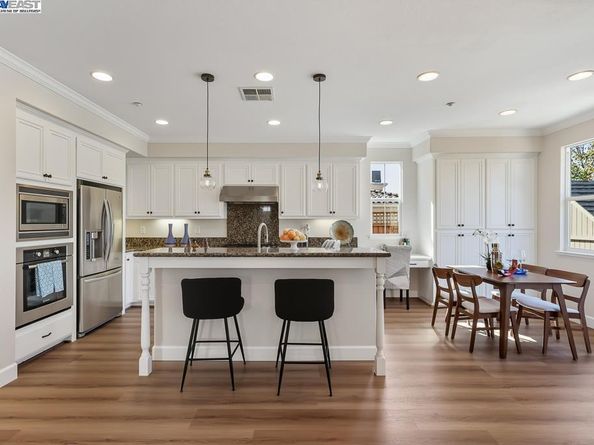 192 Carrick Cir, Hayward CA 94542