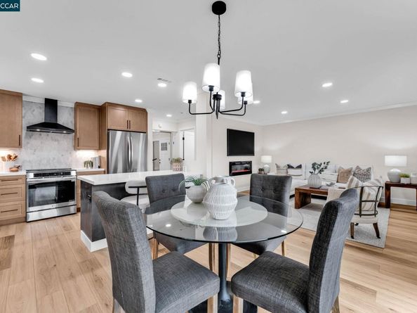 1216 Fairlawn Ct 8, Walnut Creek CA 94595