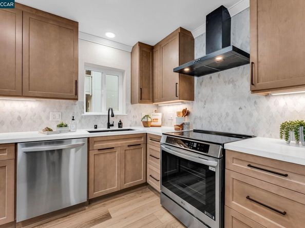 1216 Fairlawn Ct 8, Walnut Creek CA 94595