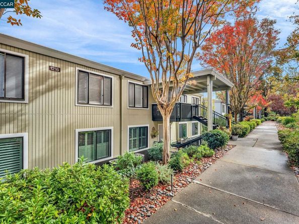 1216 Fairlawn Ct 8, Walnut Creek CA 94595