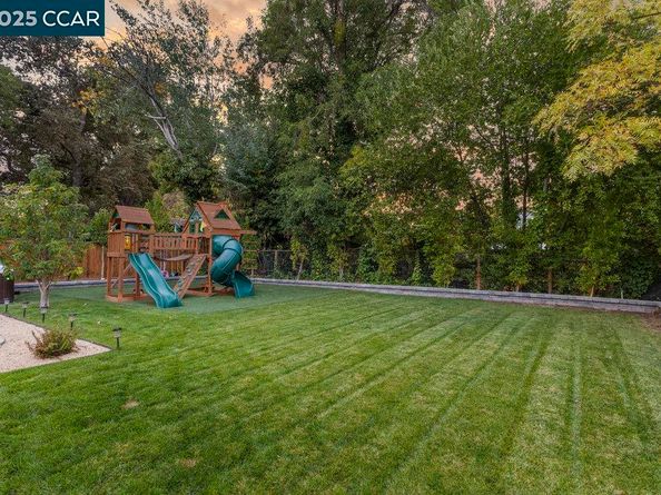 1806 Newell Ave, Walnut Creek CA 94595