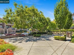 1582 Chandler St 131, Oakland CA 94603