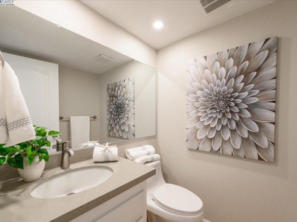 984 Waverly Cmn, Livermore CA 94551