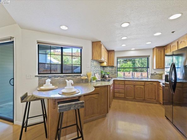 984 Waverly Cmn, Livermore CA 94551