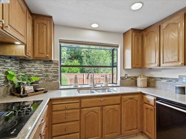 984 Waverly Cmn, Livermore CA 94551