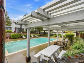 655 River Oak Way 42, Hayward CA 94544