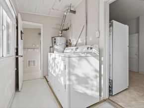 1011 E 11Th St, Oakland CA 94606