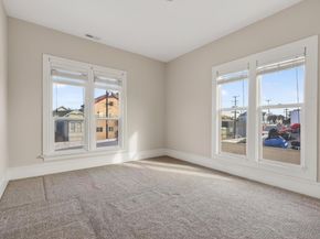 1011 E 11Th St, Oakland CA 94606