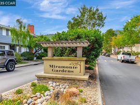 37 Miramonte Dr, Moraga CA 94556