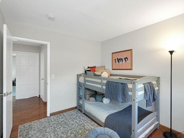 27956 Edgecliff Way, Hayward CA 94542