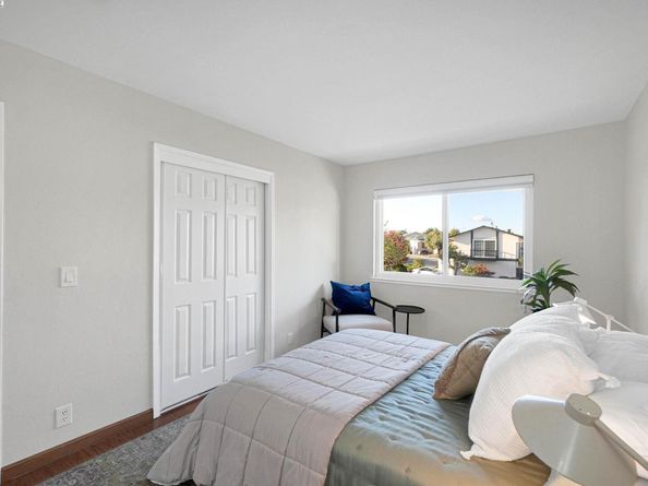 27956 Edgecliff Way, Hayward CA 94542