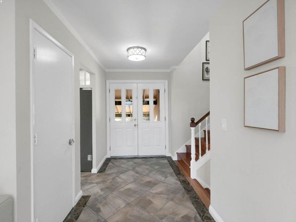 27956 Edgecliff Way, Hayward CA 94542