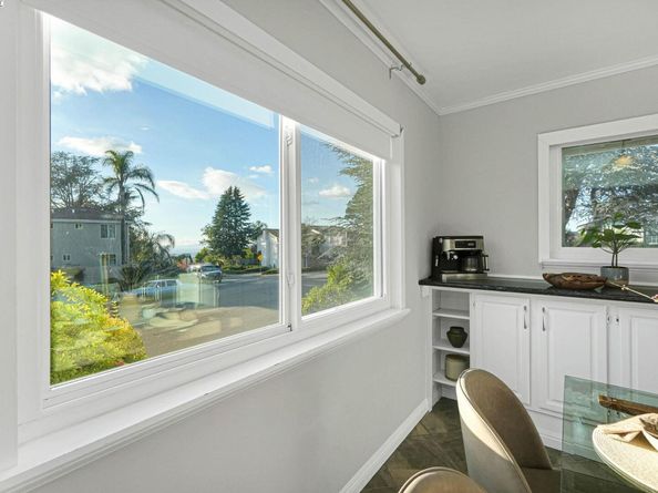 27956 Edgecliff Way, Hayward CA 94542