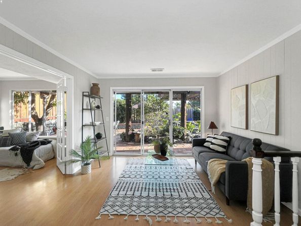 27956 Edgecliff Way, Hayward CA 94542