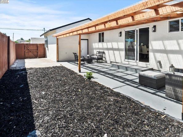 974 Ventura Ave, Livermore CA 94551