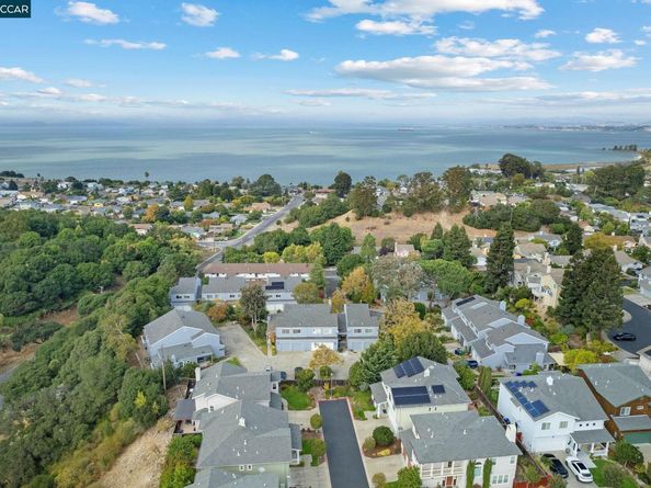 624 Primrose Ter, Pinole CA 94564