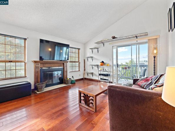 624 Primrose Ter, Pinole CA 94564