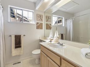 385 Kensington Cmn, Livermore CA 94551