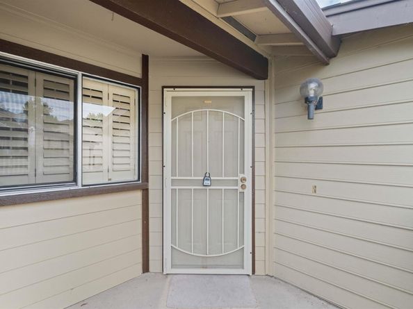 585 Majestic Way, San Leandro CA 94578