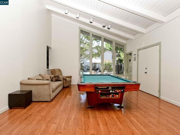 1463 Marchbanks Dr 2, Walnut Creek CA 94598