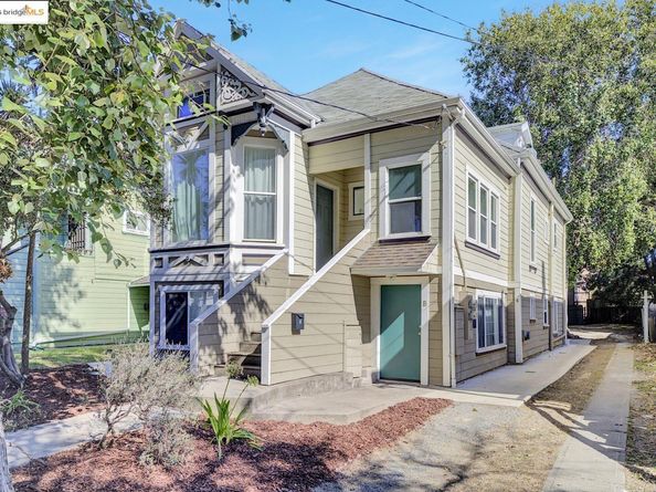 3830 Clarke St, Oakland CA 94609