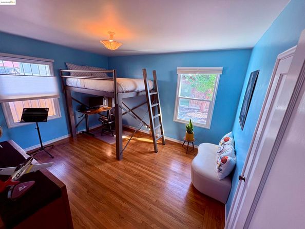 320 40Th St, Richmond CA 94805